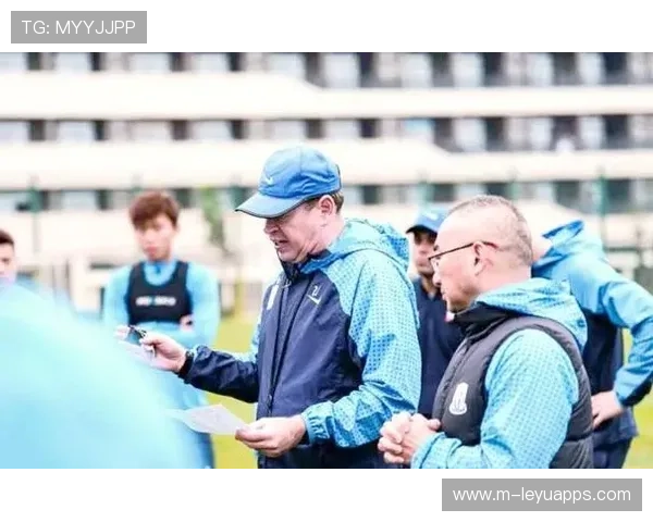 上海申花保持整体稳定，通过轮换确保体能储备