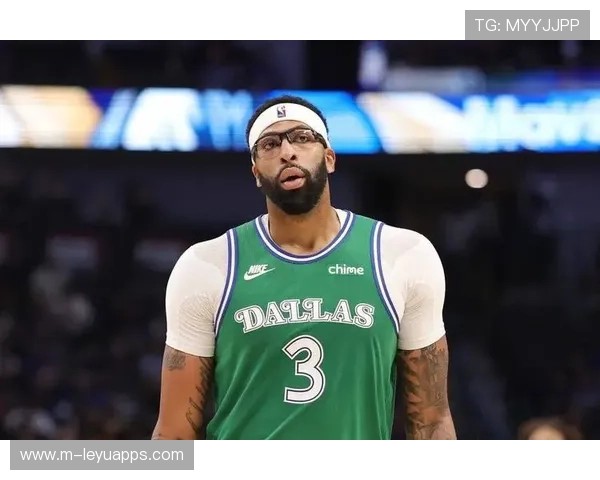 独行侠管理层拟用戴维斯换取未来选秀权包