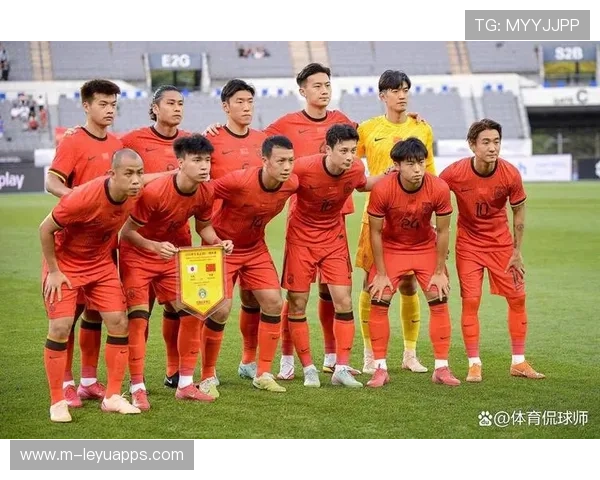 老将续约与青训崛起并重，阵容更新加速引领足球新时代