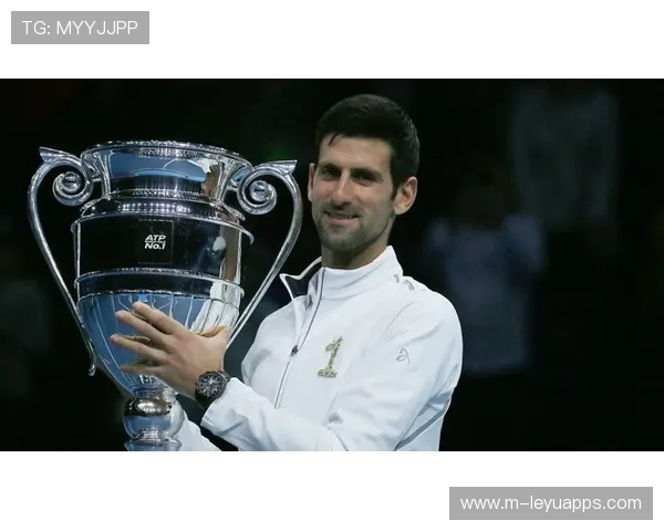 德约收官完胜，锁定年终第一宝座，德约怎么11年突然崛起了