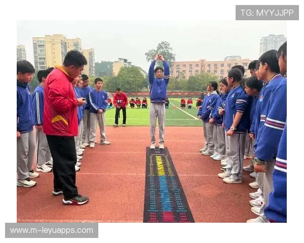 球队战术板公开课吸引青少年教练参与,战术板app篮球 球队战术板公开课吸引青少年教练参与,战术板app篮球